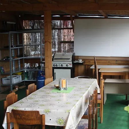 Garni 2* Lipótszentmiklós