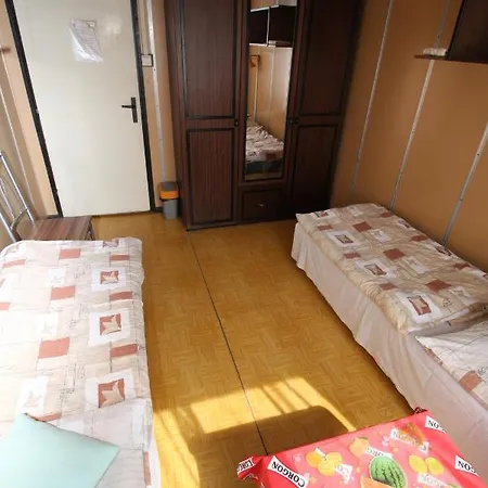 Garni Lipótszentmiklós