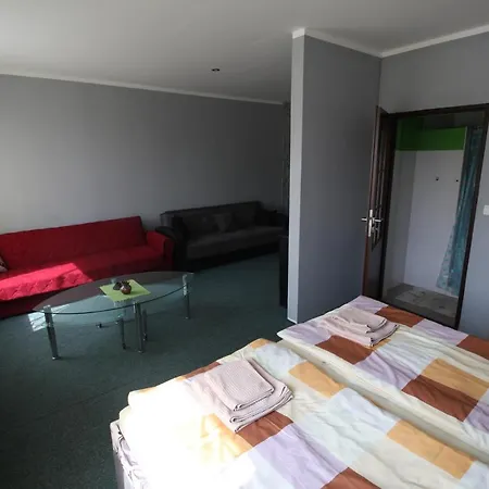 Garni Lipótszentmiklós